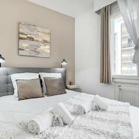 Homey Gold - Hyper Centre/proche Tram/wifi Gratuit Daire Annemasse